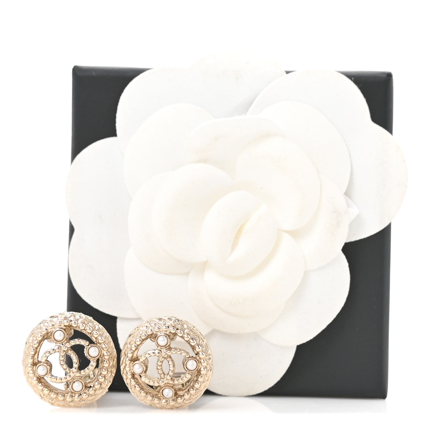 Metal Pearl CC Clip On Earrings Gold