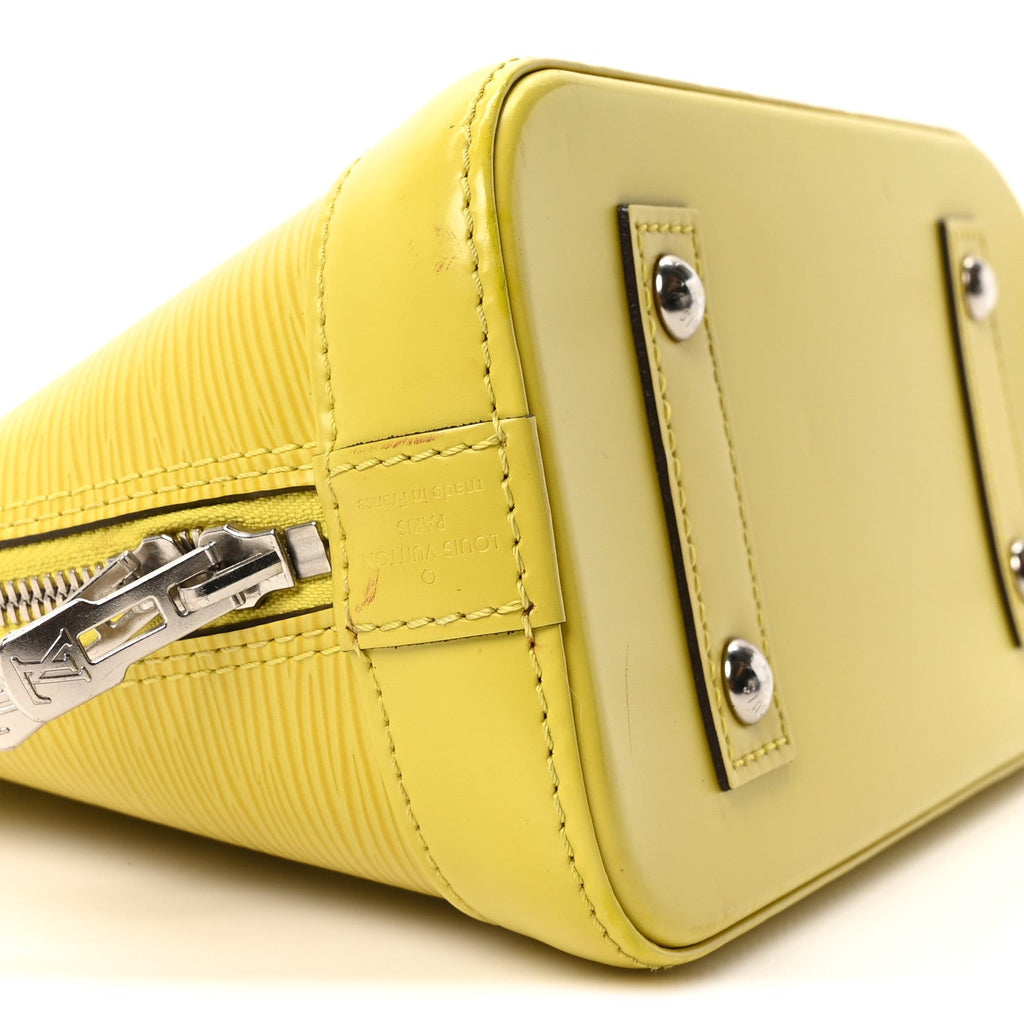 Louis Vuitton Epi Alma BB Pistache