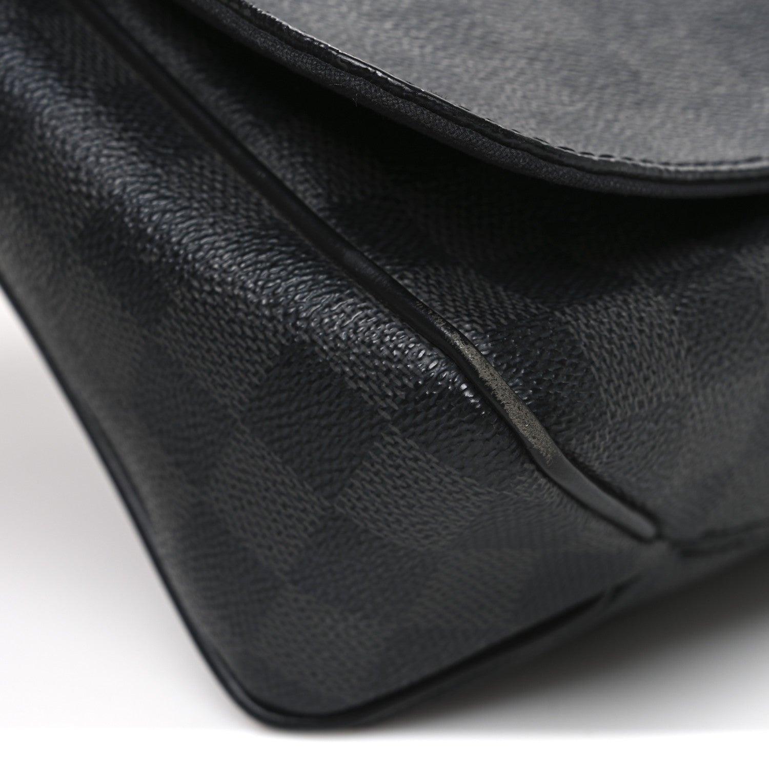 Louis Vuitton Damier Graphite District MM