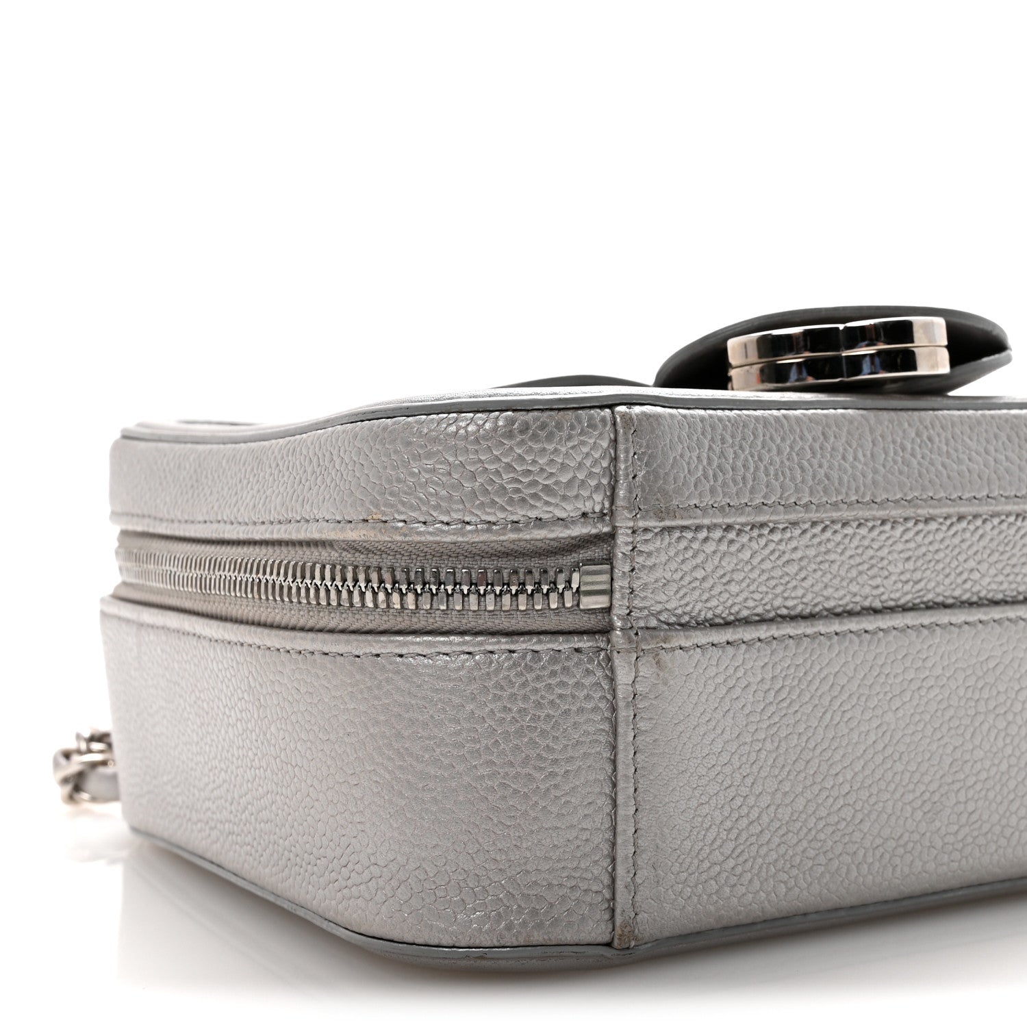 Chanel Metallic Caviar Quilted Medium CC Filigree Vanity Case Silver