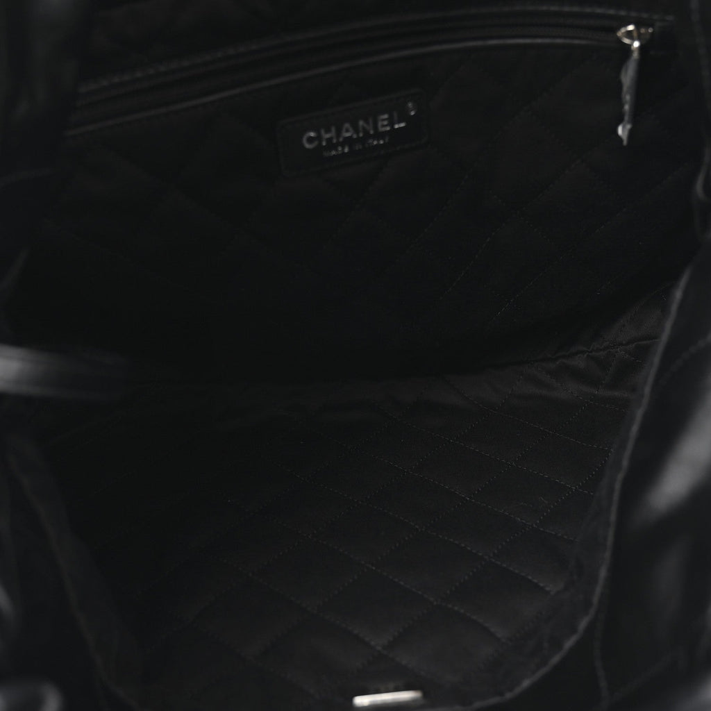 Chanel Shiny Calfskin Quilted Small Chanel 22 So Black
