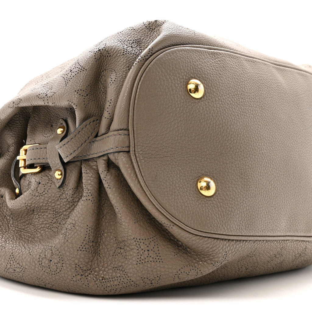 Louis Vuitton Mahina L Taupe