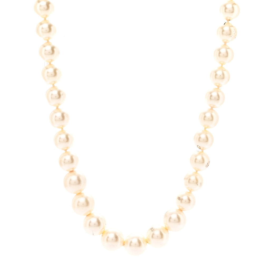 Graduated Pearl CC Long Necklace Gold