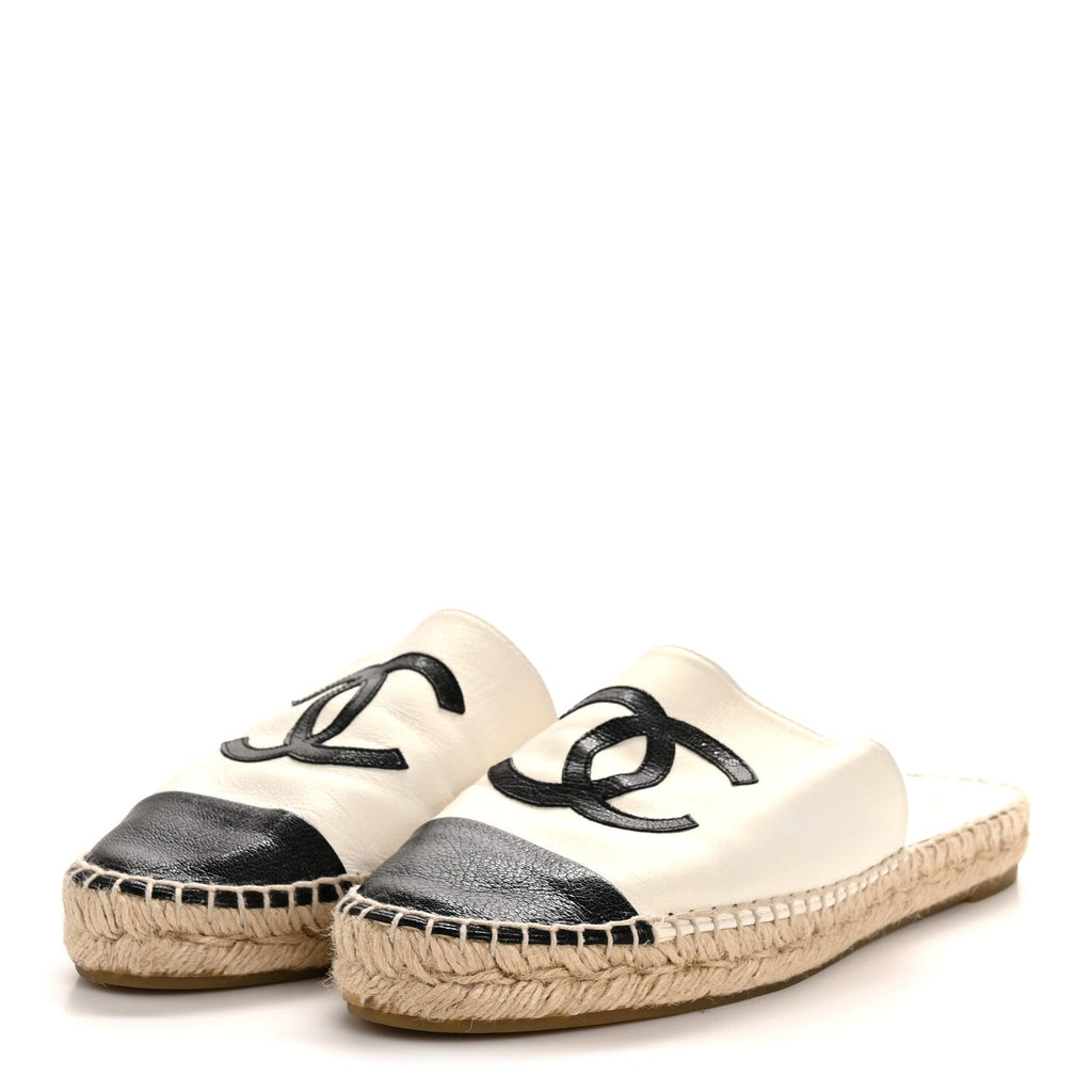 Iridescent Goatskin CC Espadrille Mules 39 Ivory Black