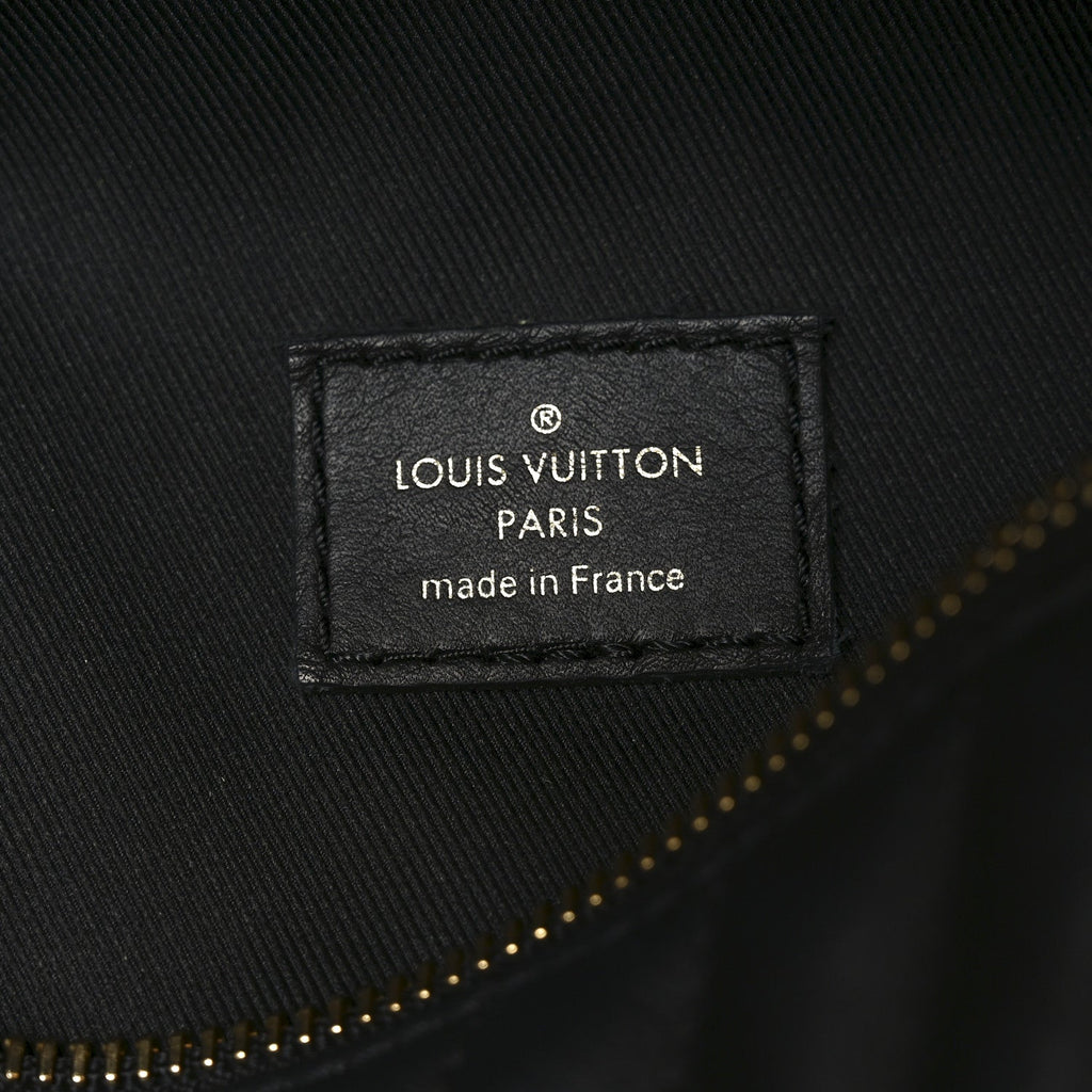 Louis Vuitton Calfskin Quilted New Wave Bumbag Black