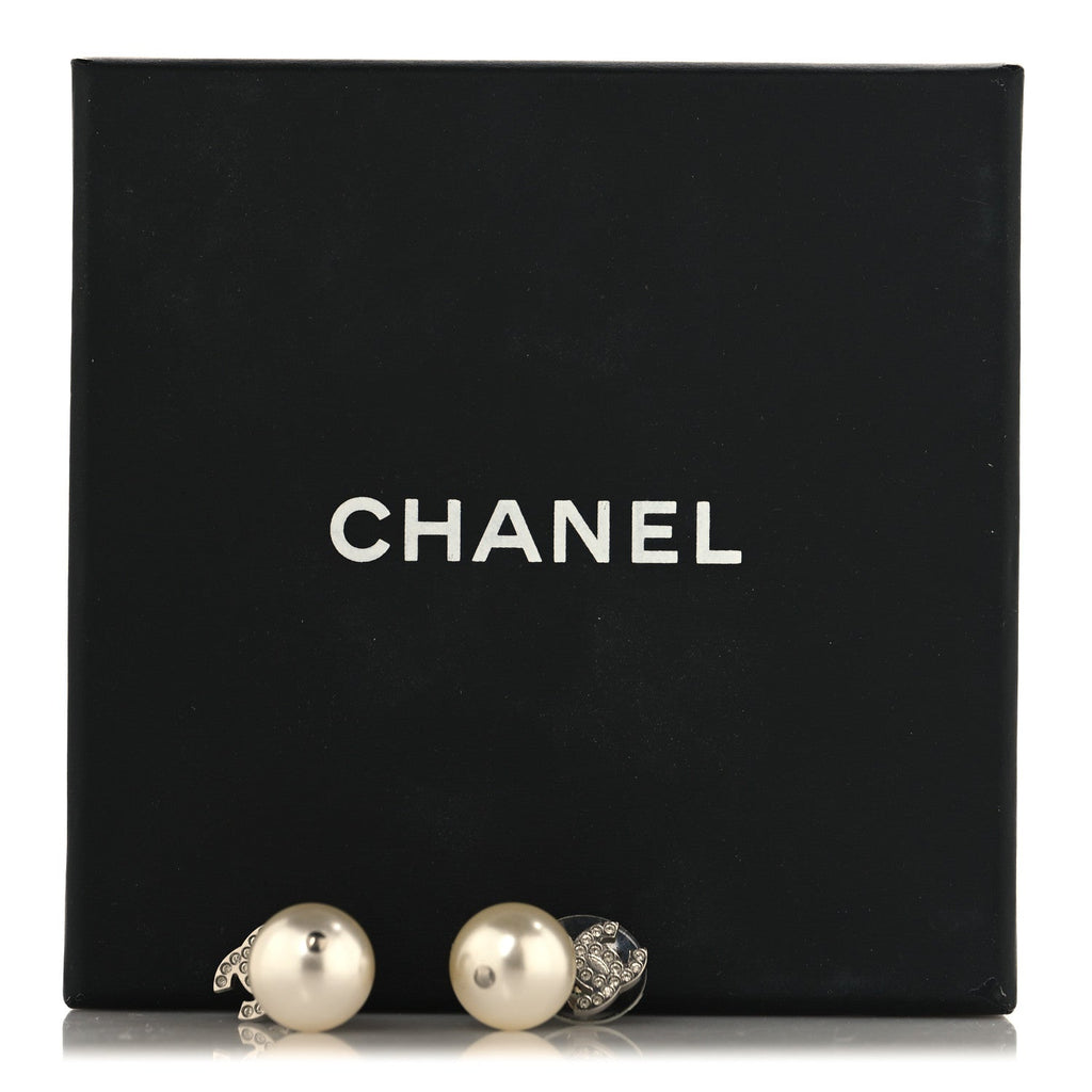 Crystal Pearl CC Drop Earrings Silver Pearly White