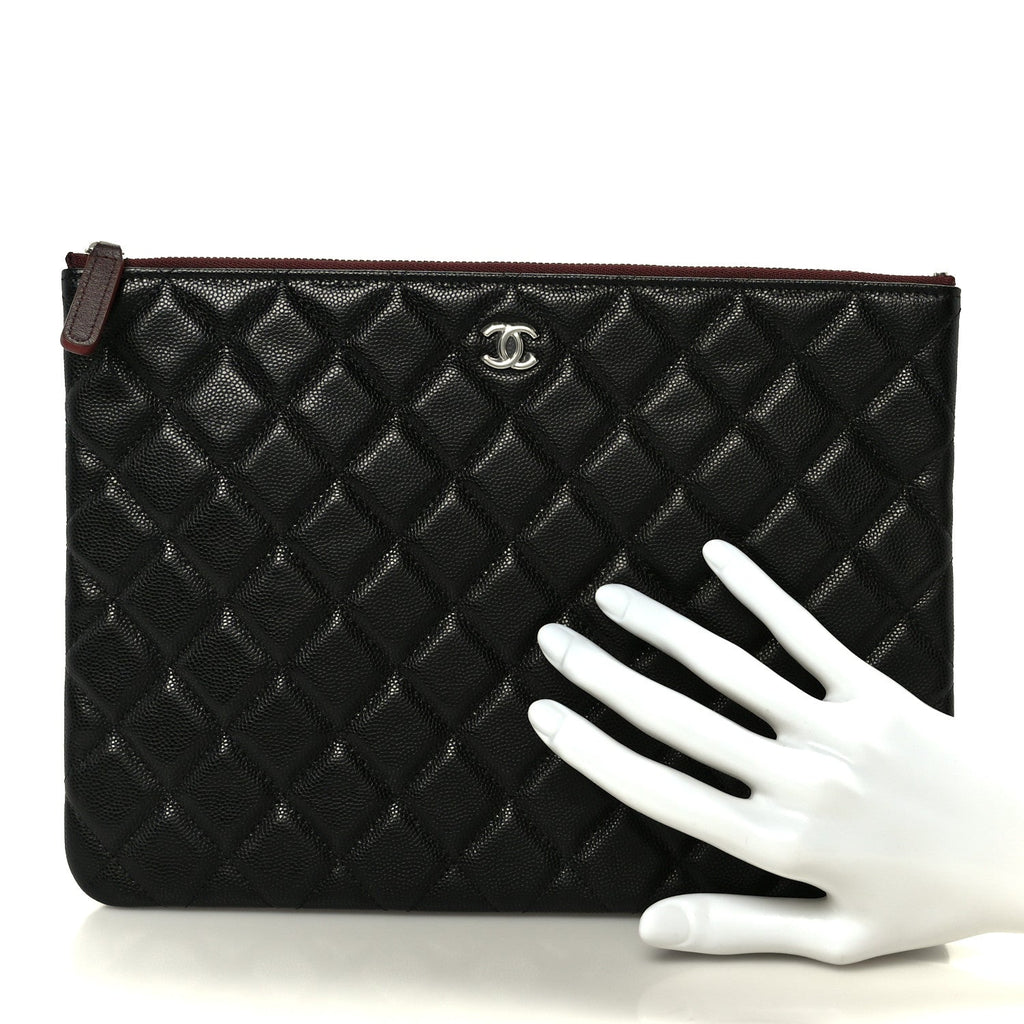 Caviar Quilted Medium Cosmetic Case Black
