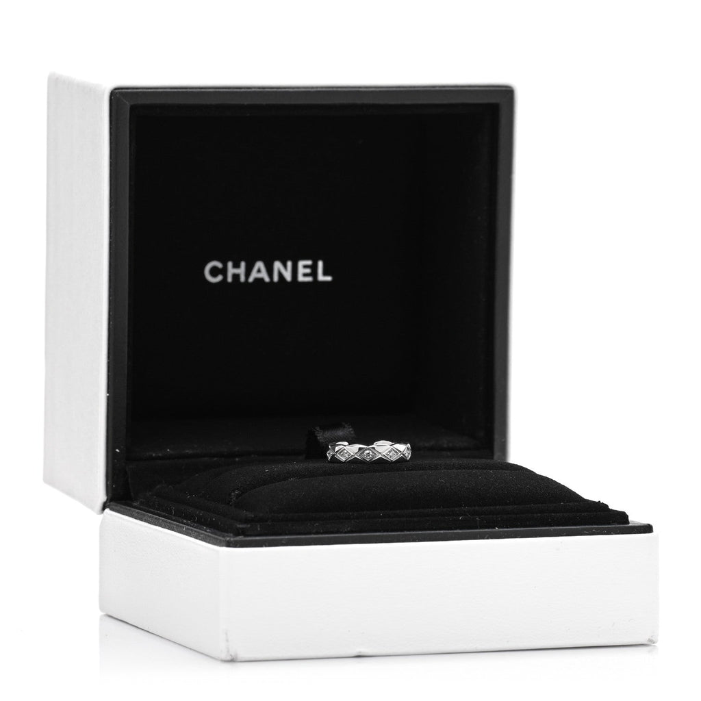 18K White Gold Diamond Coco Crush Single Ear Cuff Earring
