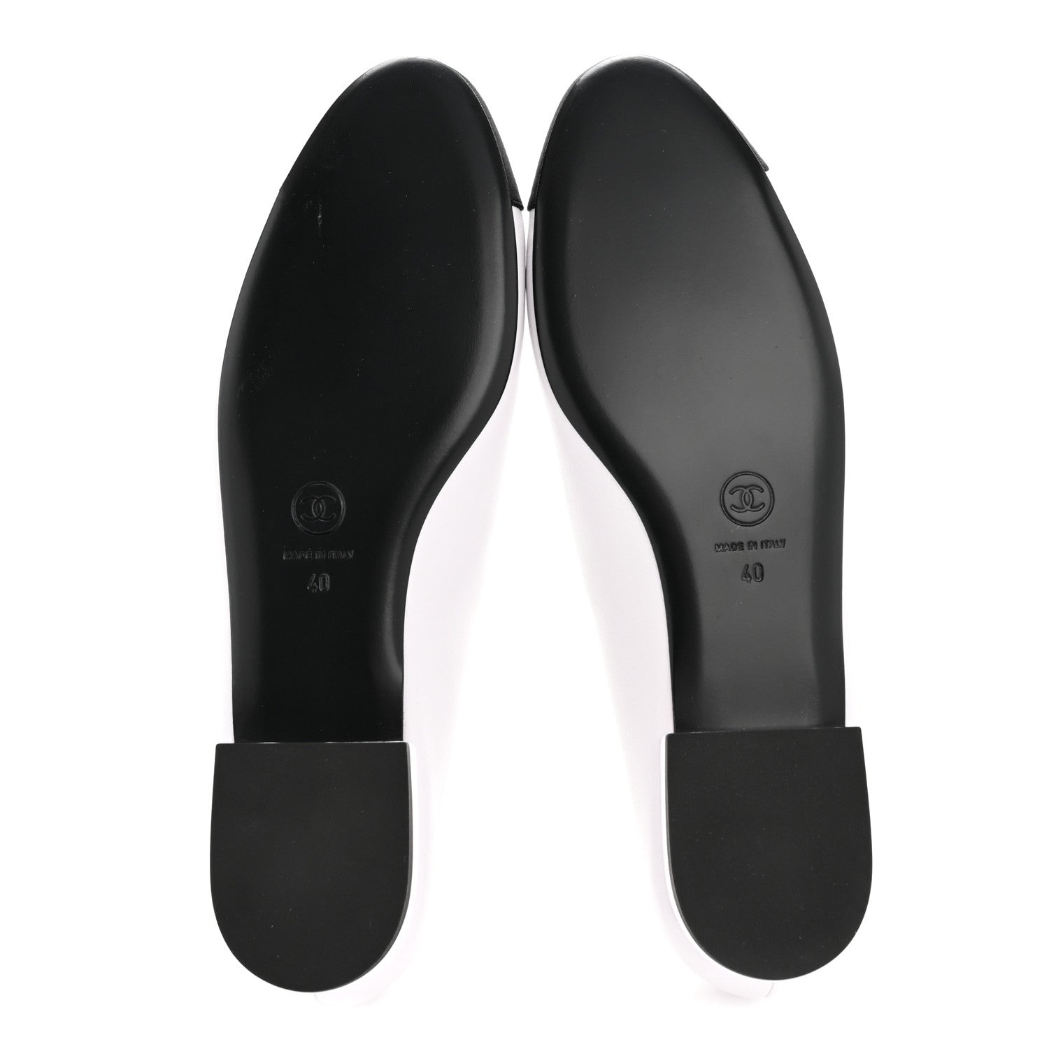 Calfskin Grosgrain Cap Toe CC Moccasin Loafers 40 White Black