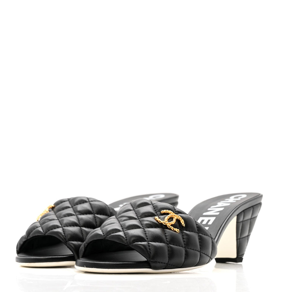 Lambskin Quilted Textured CC Mules 40 Black