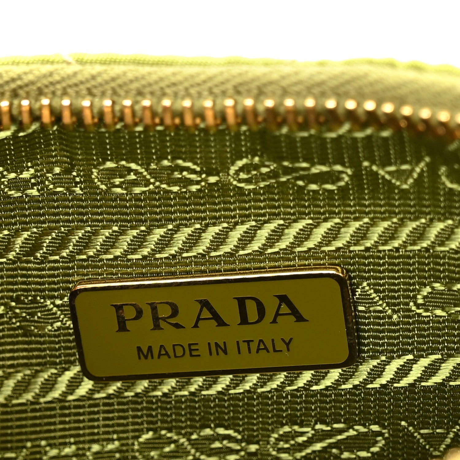Prada Re-Nylon Saffiano Stitched Mini Re-Edition 1995 Chaine Shoulder Bag Edera