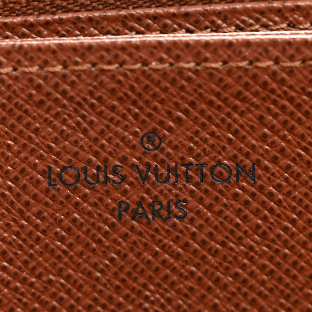 Louis Vuitton Monogram Zippy Wallet