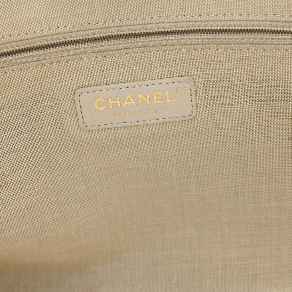 Chanel Mixed Fibers Small Deauville Tote Black