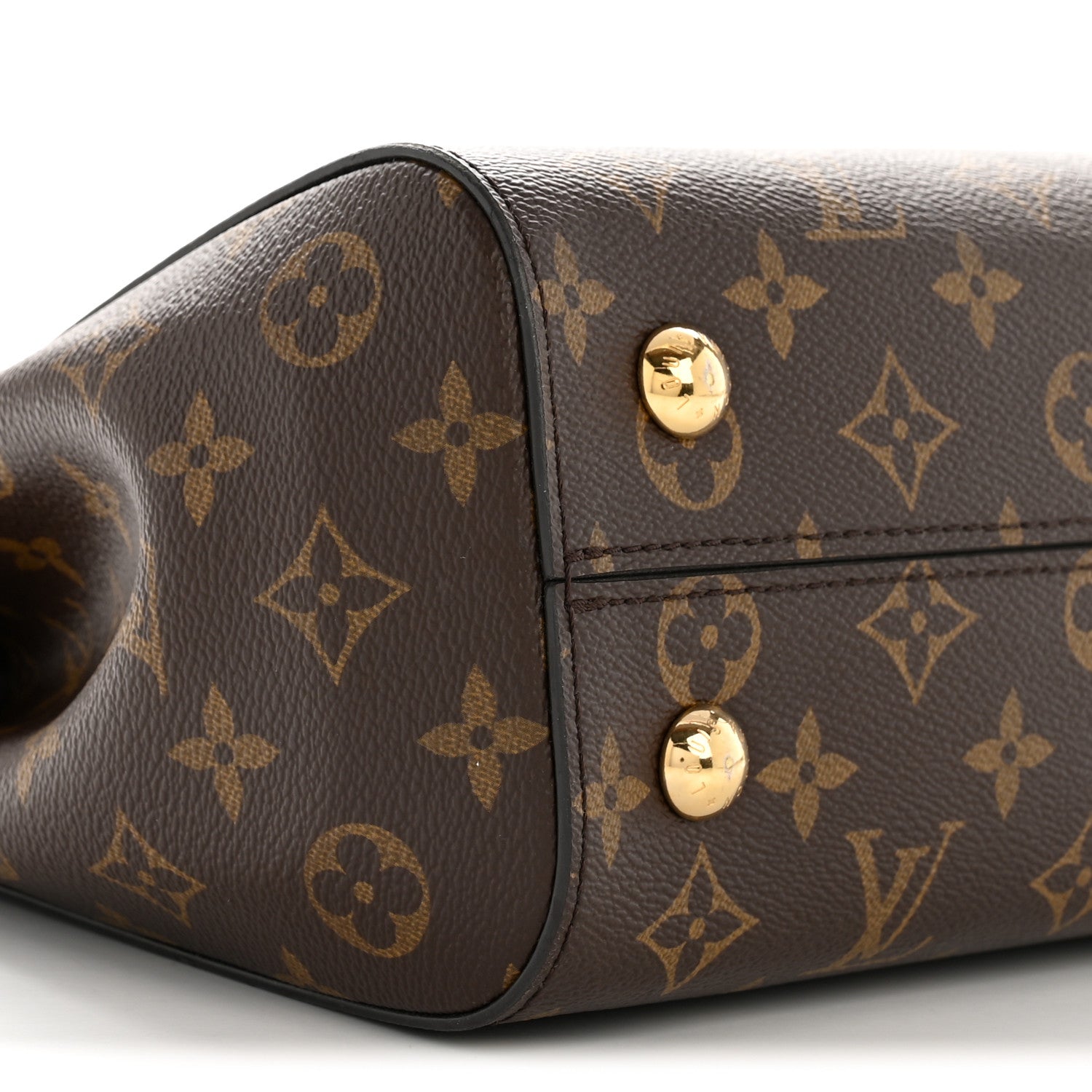 Louis Vuitton Monogram Cluny MM Papyrus Creme