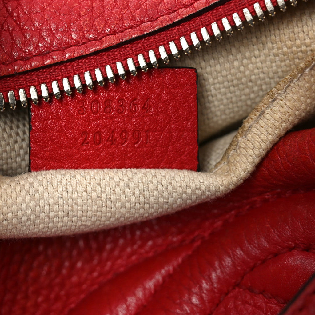 Gucci Pebbled Calfskin Small Soho Disco Bag Tabasco Red