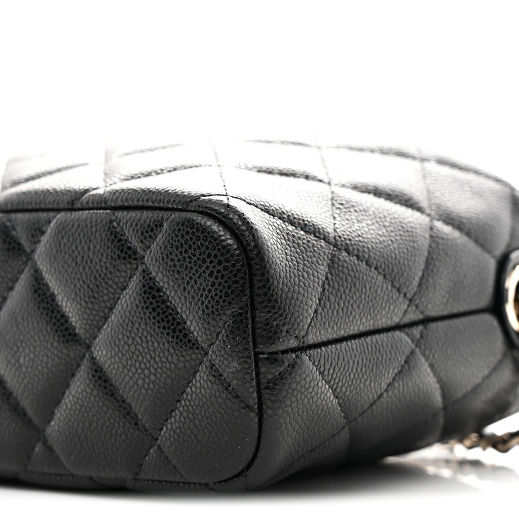 Chanel Caviar Quilted Hobo Clutch With Chain Black