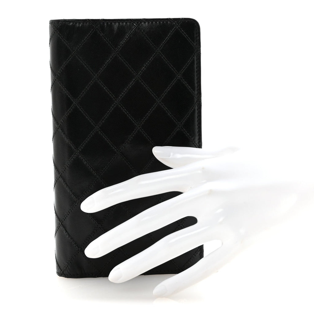 Lambskin Diamond Stitched Yen Wallet Black