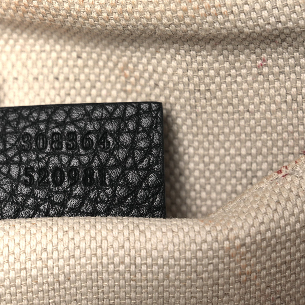 Gucci Pebbled Calfskin Small Soho Disco Bag Black