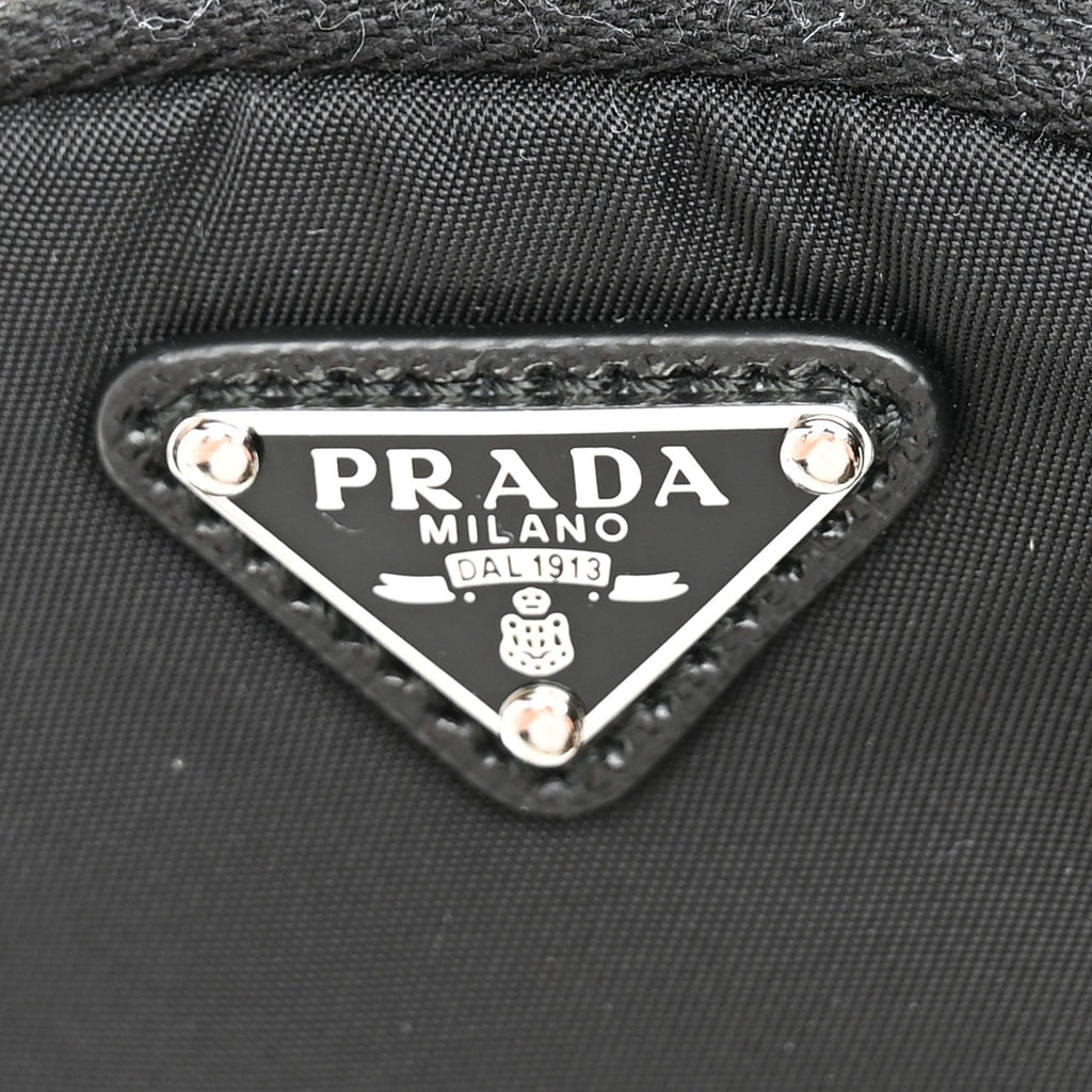 Prada Re-Nylon Saffiano Re-Edition 2005 Shoulder Bag Black
