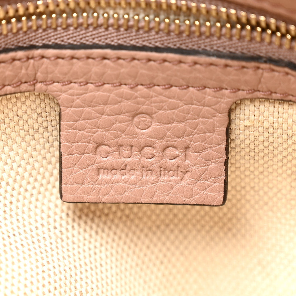 Gucci Pebbled Calfskin Medium Soho Chain Shoulder Bag Camelia