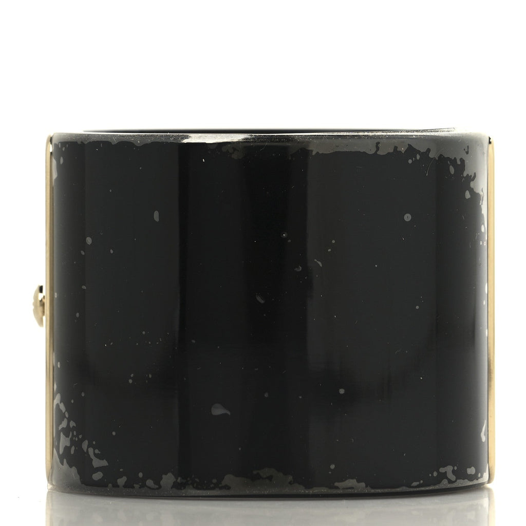Resin Gripoix Pearl CC Wide Cuff Black