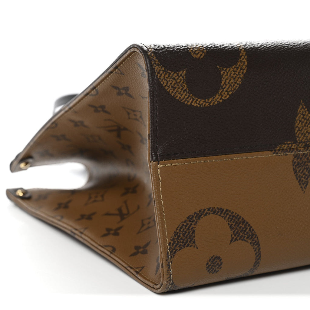 Louis Vuitton Reverse Monogram Giant Onthego MM