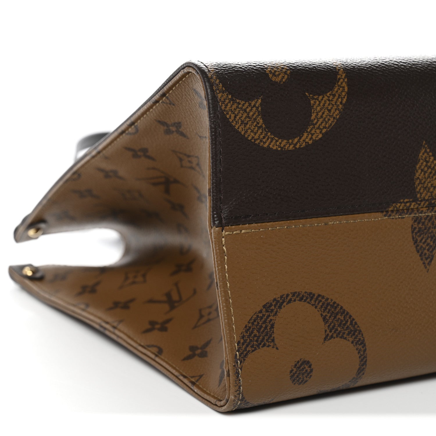 Louis Vuitton Reverse Monogram Giant Onthego MM