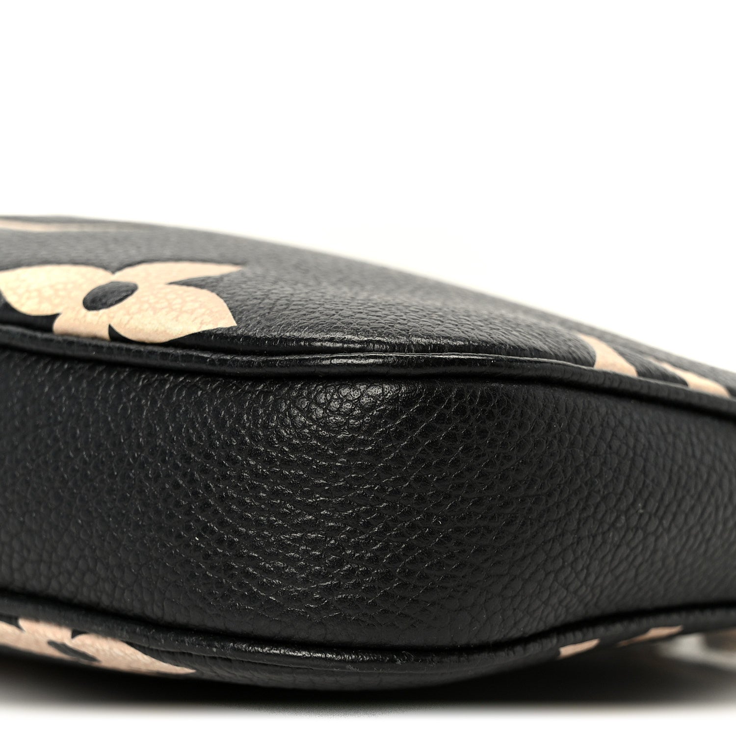 Louis Vuitton Empreinte Monogram Giant Multi Pochette Accessories Mini Pochette Black Beige