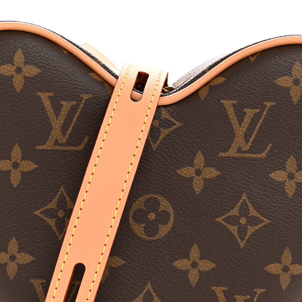 Louis Vuitton Monogram Game On Coeur