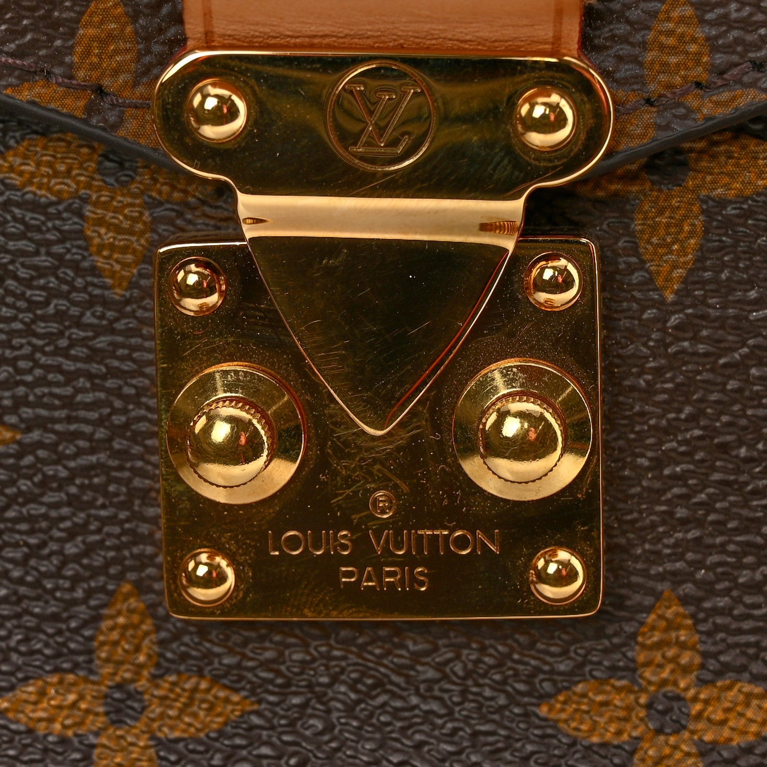 Louis Vuitton Monogram Pochette Metis