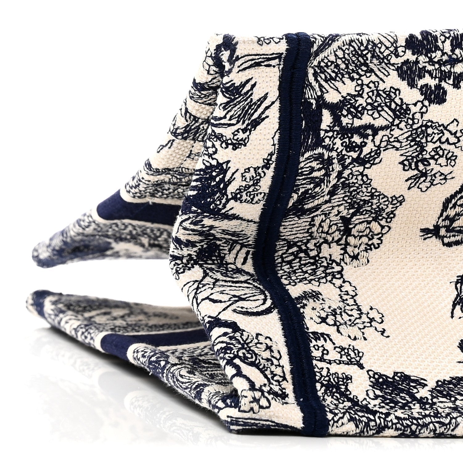 Christian Dior Canvas Embroidered Medium Dioriviera Toile De Jouy Book Tote Blue