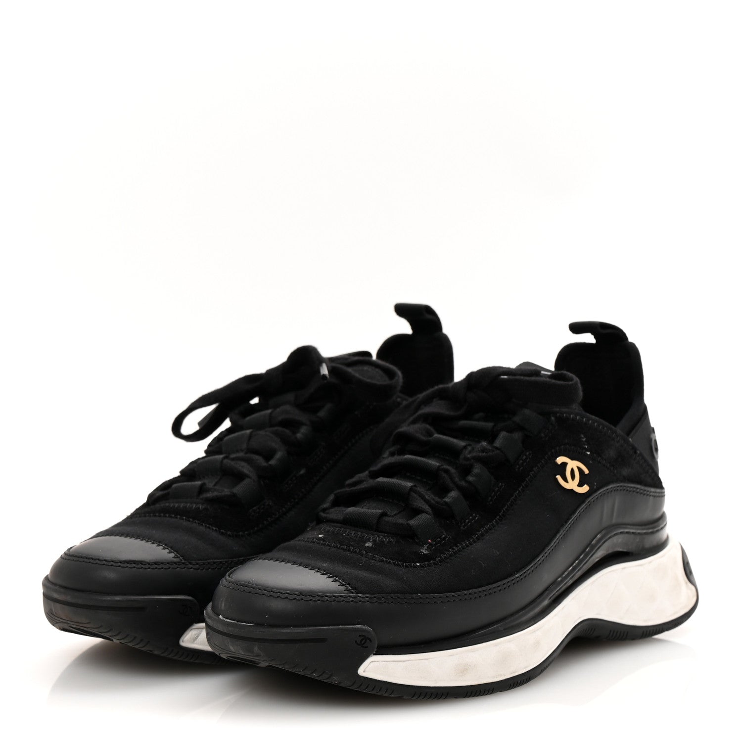 Chanel Velvet Calfskin Mixed Fibers CC Sneakers 36 Black