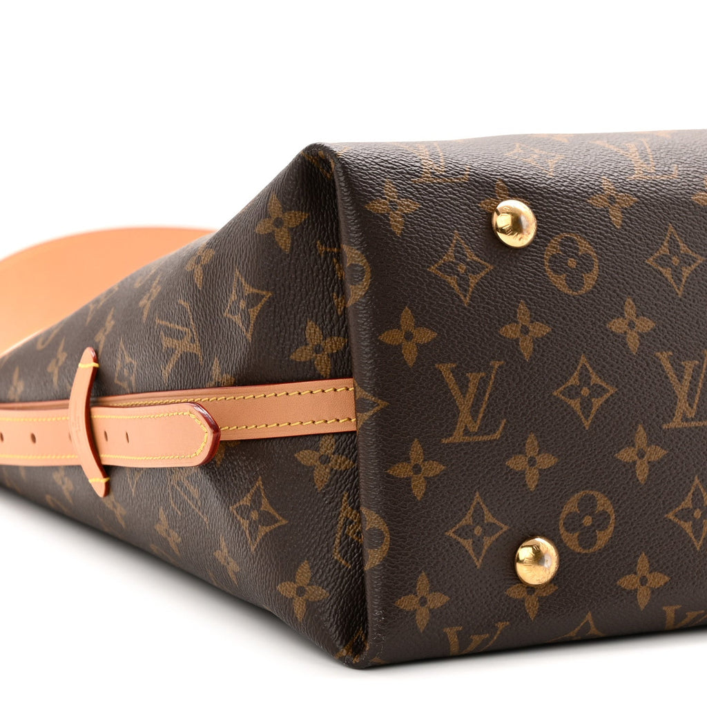 Louis Vuitton Monogram CarryAll MM
