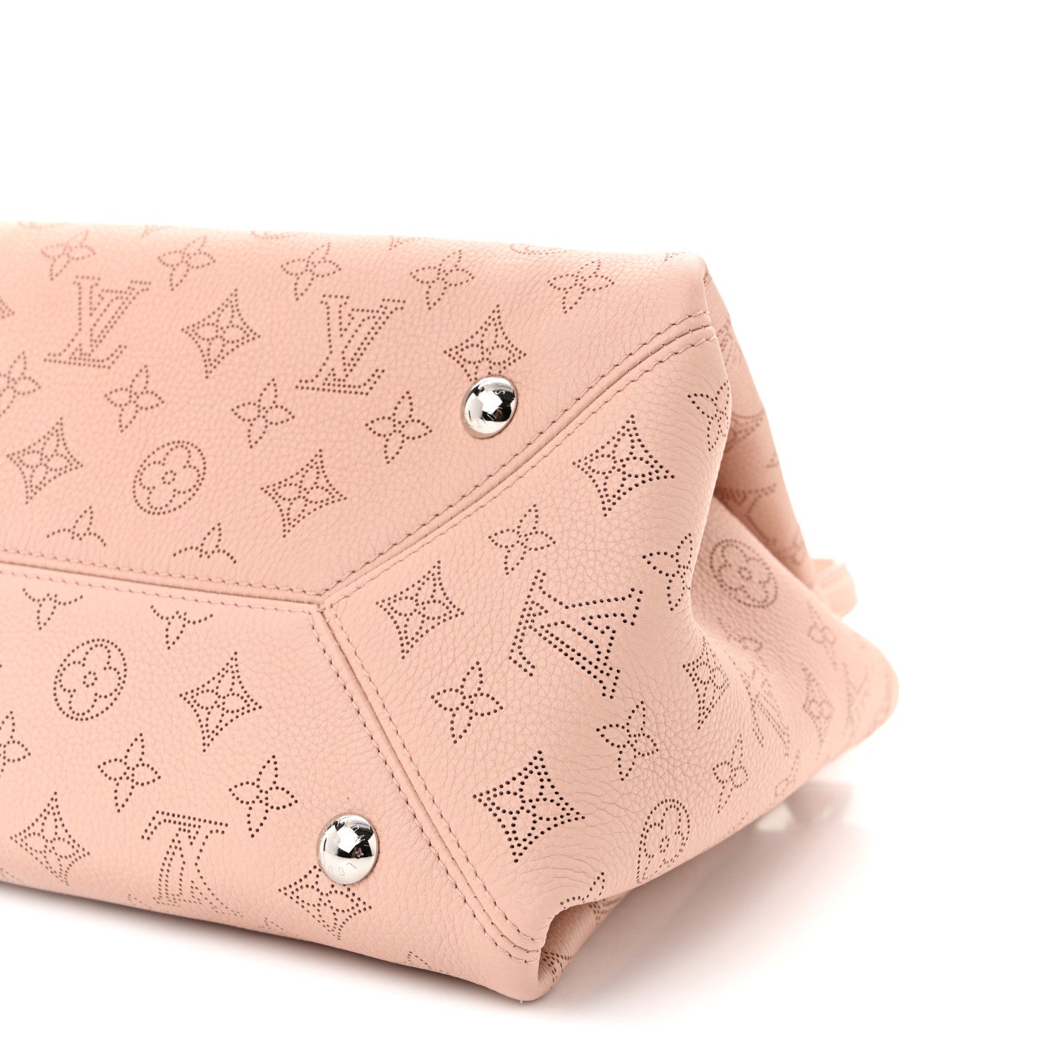 Louis Vuitton Mahina Calfskin Sevres Magnolia