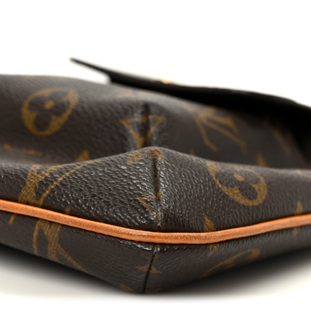 Louis Vuitton Monogram Partition Wristlet