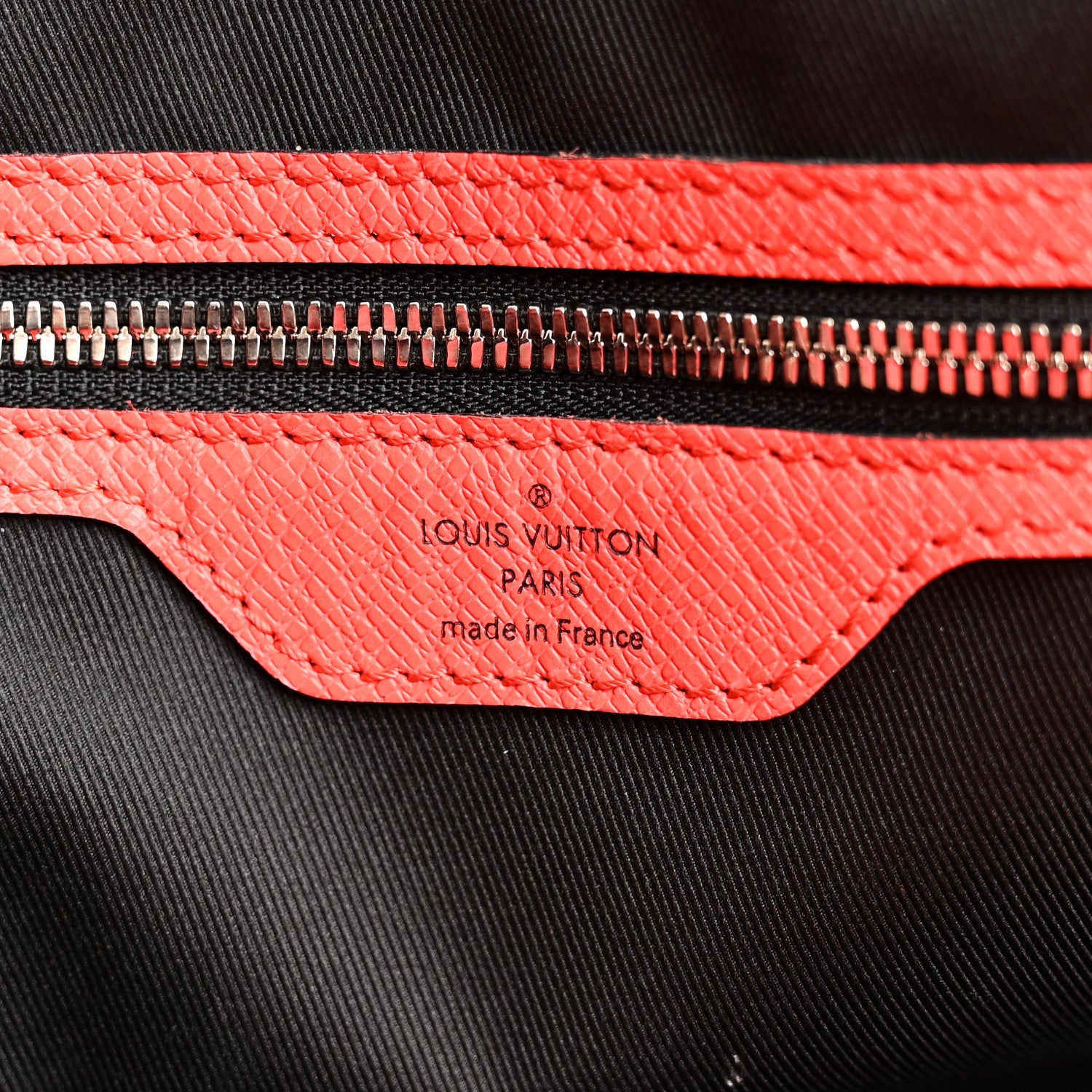 Louis Vuitton Taigarama Keepall Bandouliere 50 Fire Red
