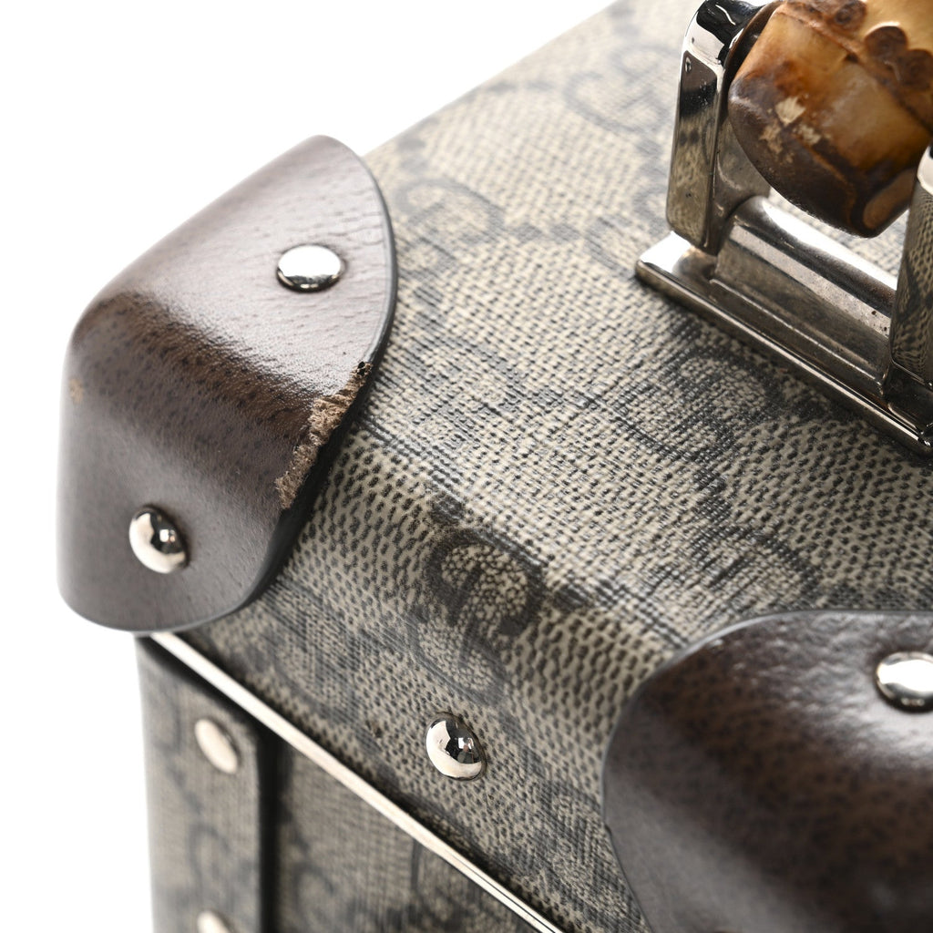 Gucci GG Supreme Monogram Globe-Trotter Beauty Case Brown