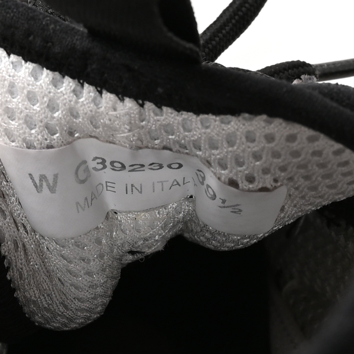 Chanel Velvet Calfskin Mixed Fibers CC Sneakers 39.5 Black