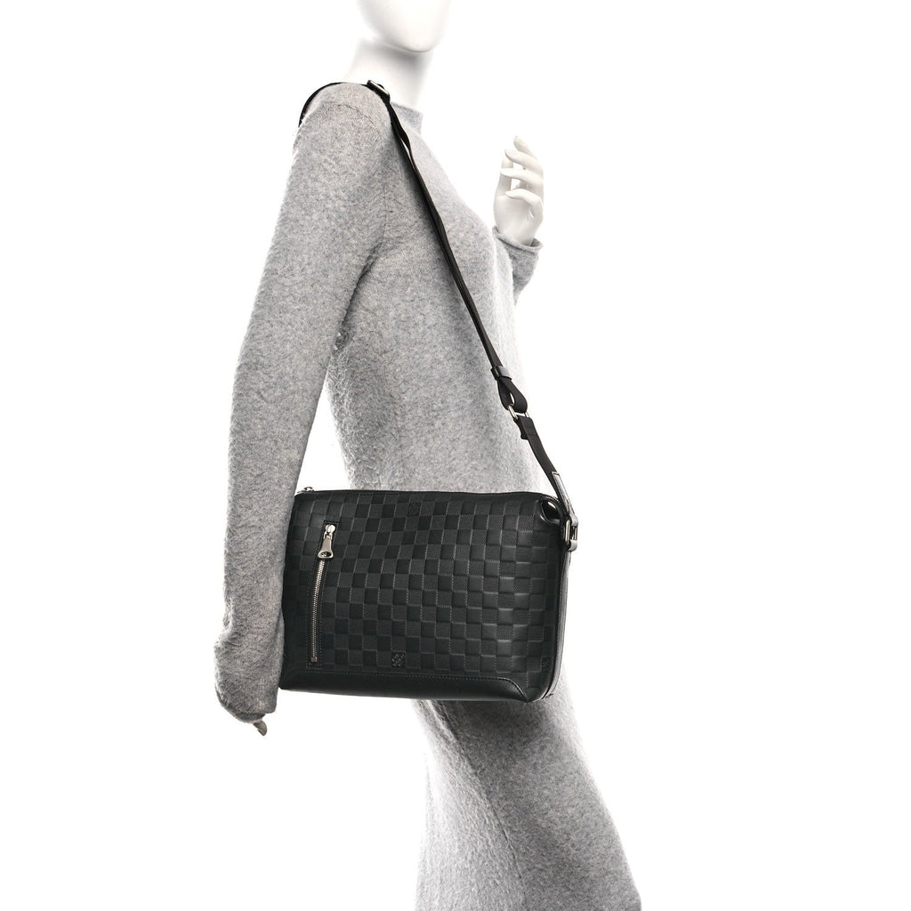 Louis Vuitton Damier Infini Messenger PM Onyx