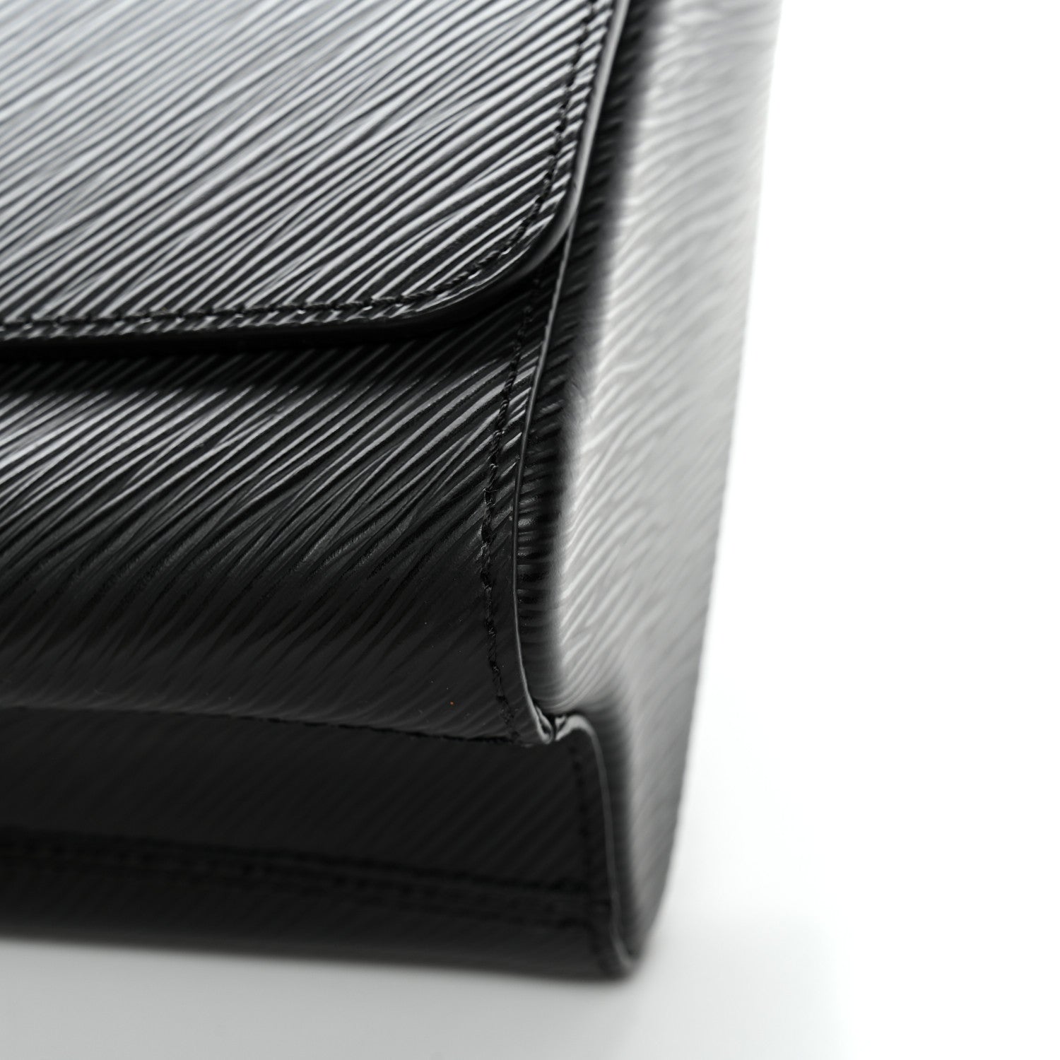 Louis Vuitton Epi Twist Shoulder Bag MM Black