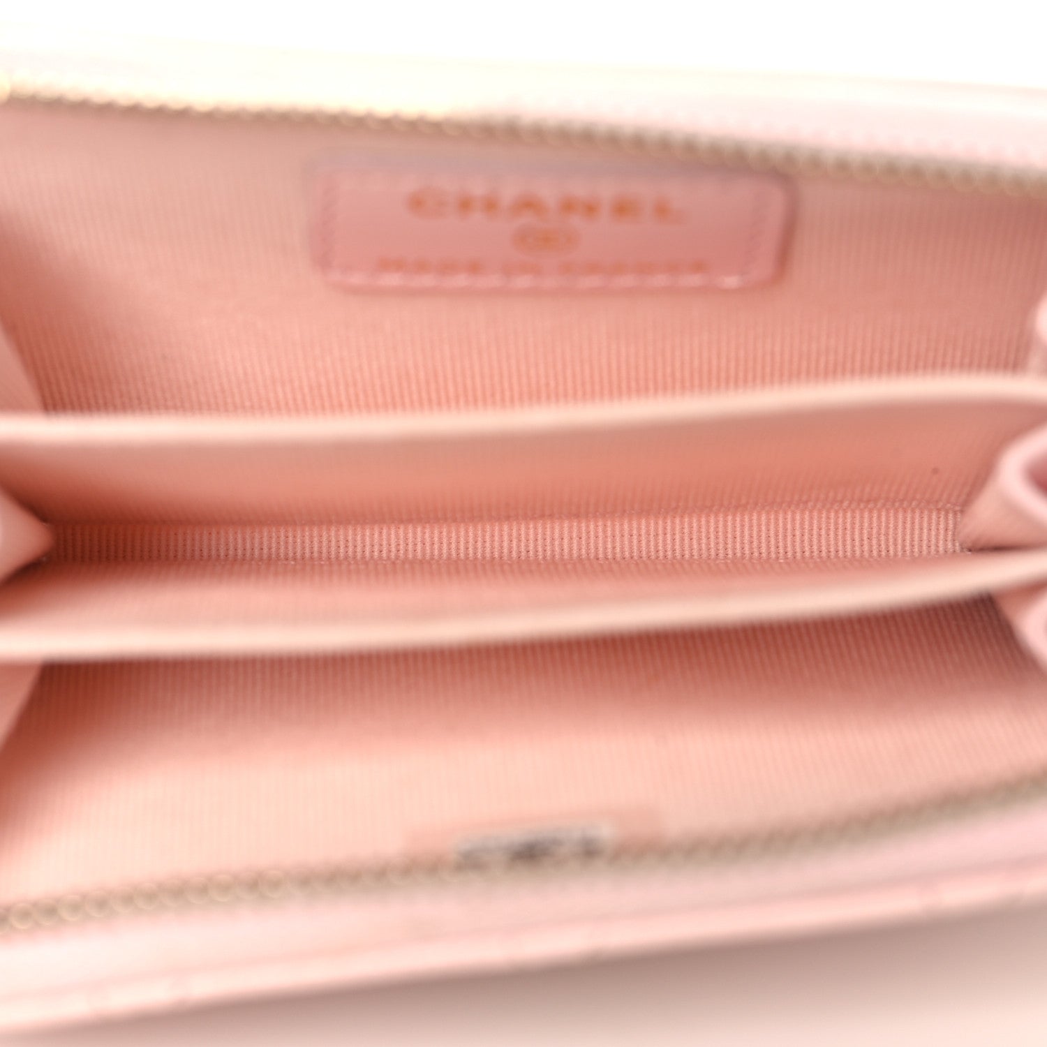 Caviar Quilted Zip Coin Purse Wallet Light Pink