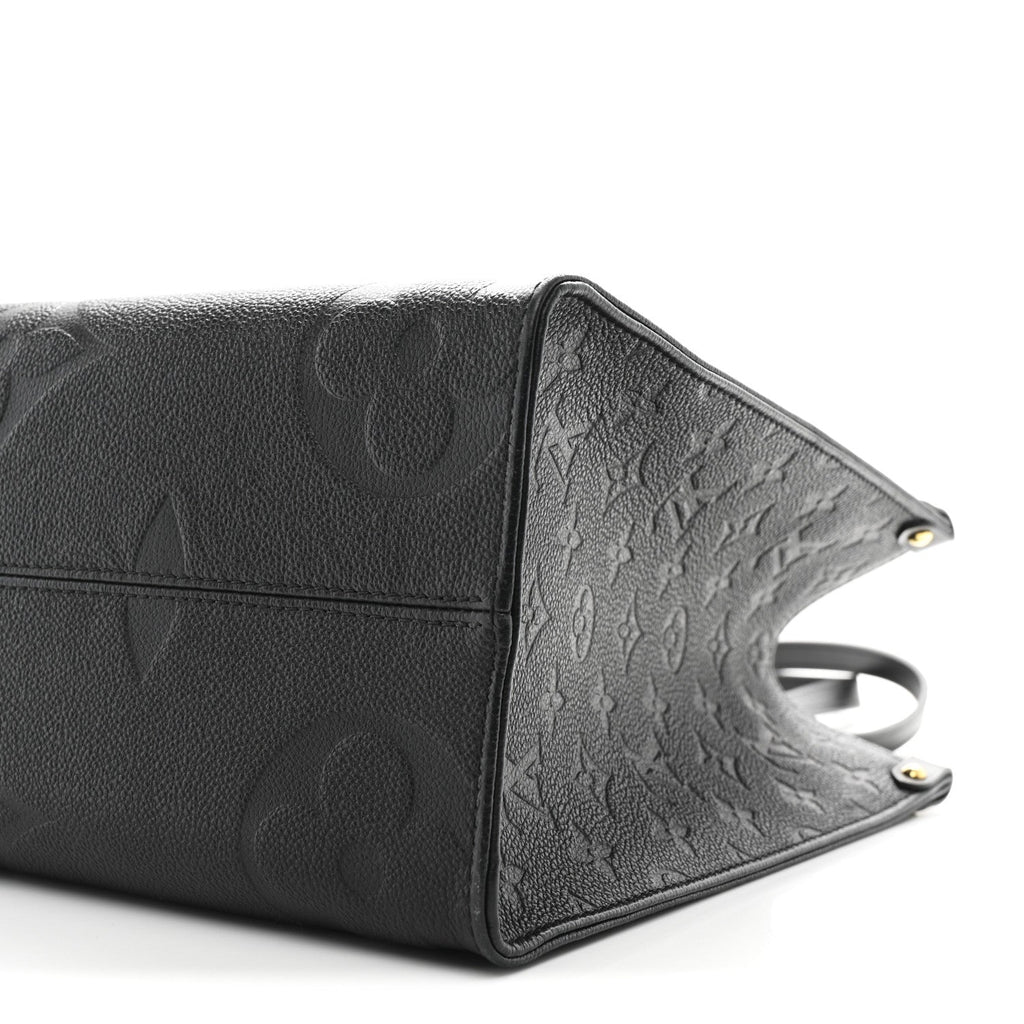 Louis Vuitton Empreinte Monogram Giant Onthego MM Black