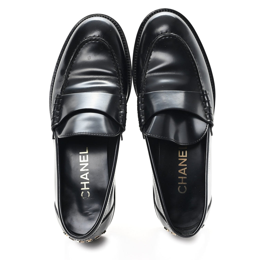 Chanel Shiny Calfskin Logo Loafers 38.5 Black