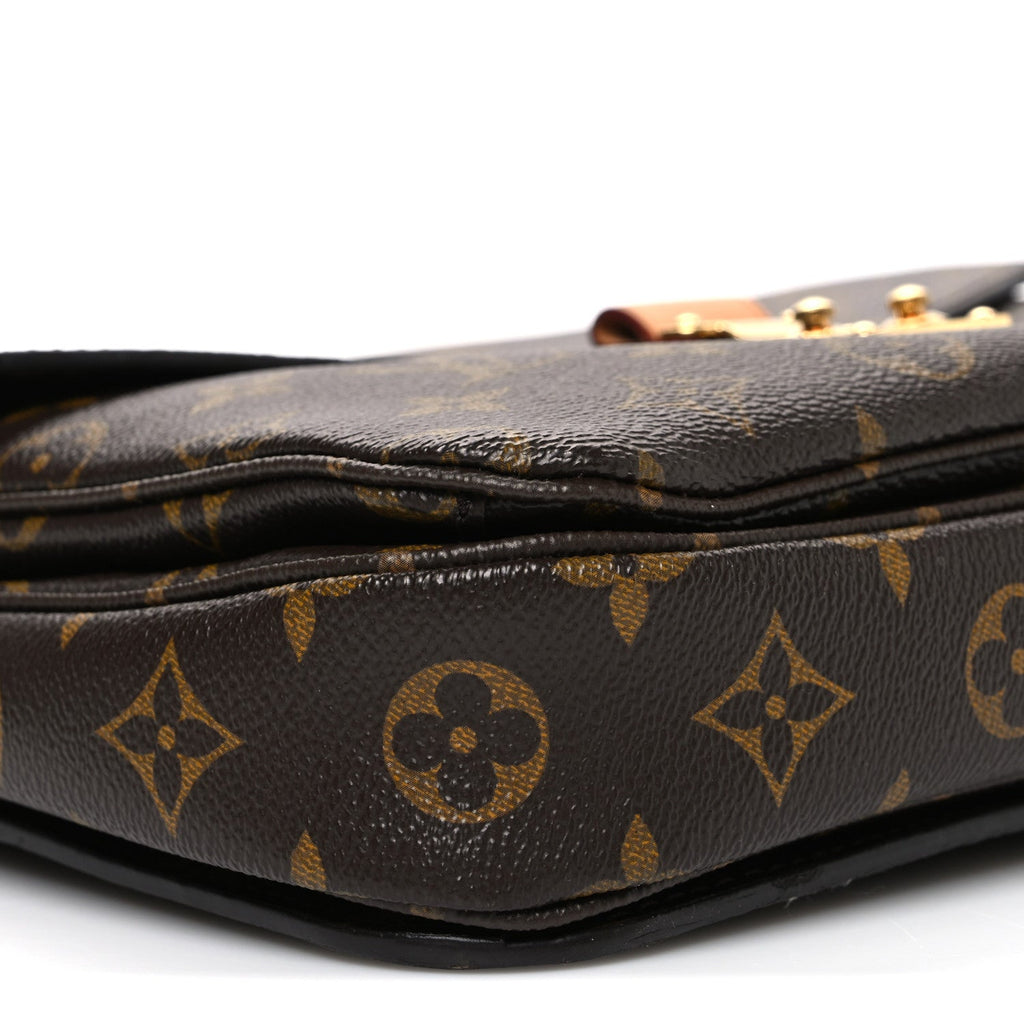 Louis Vuitton Monogram Pochette Metis