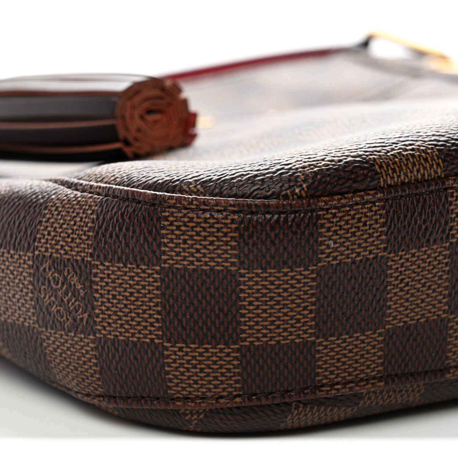 Louis Vuitton Damier Ebene South Bank Besace