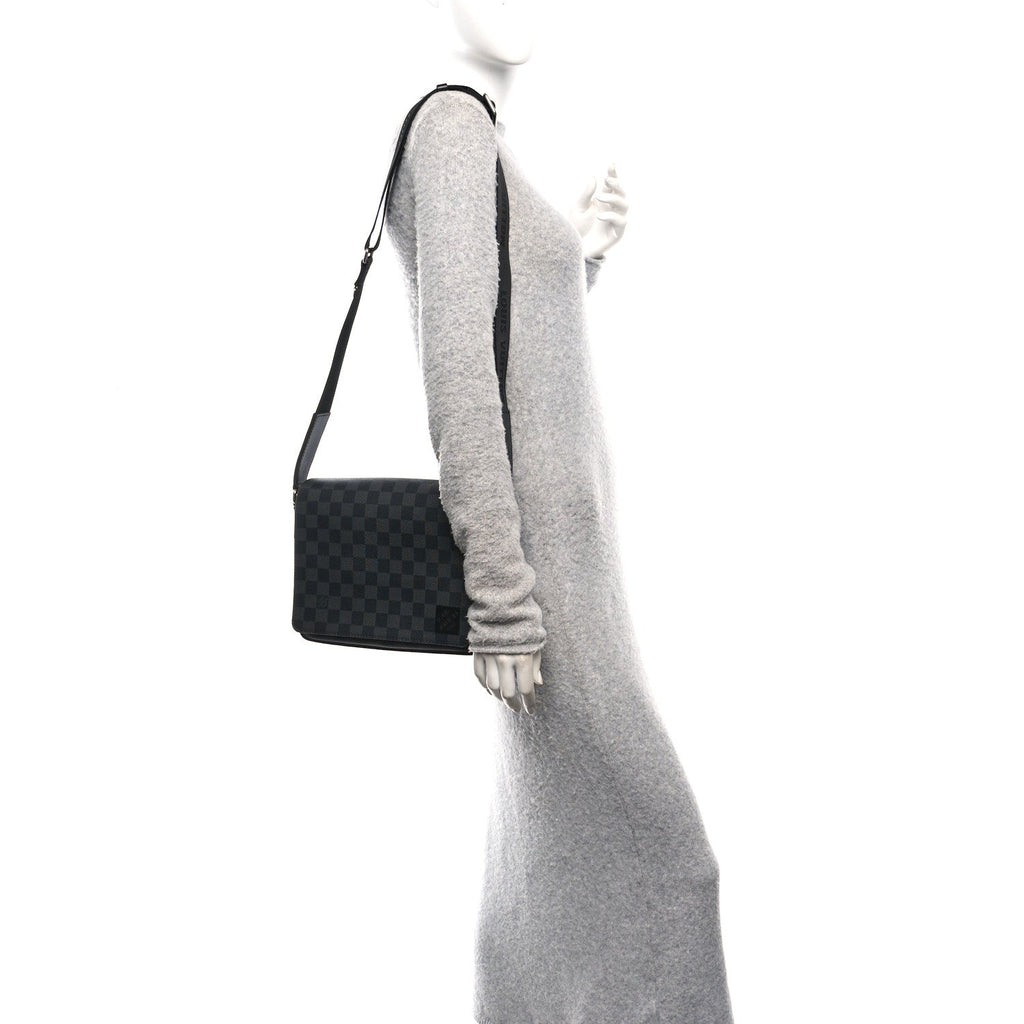 Louis Vuitton Damier Graphite District PM NM