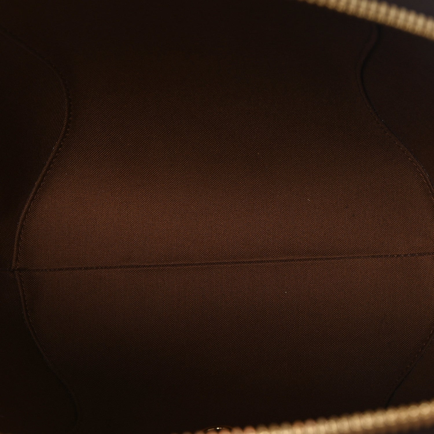 Louis Vuitton Monogram Ellipse MM