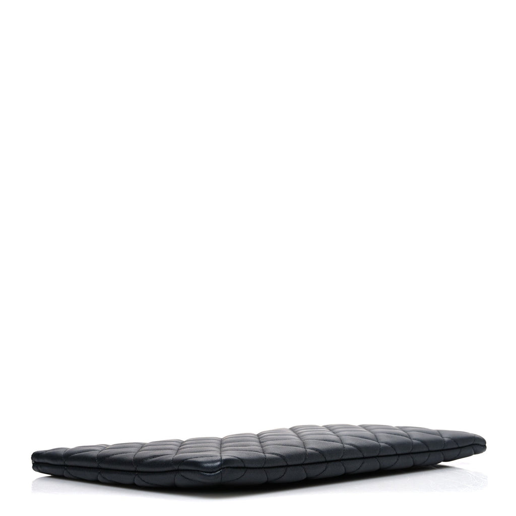 Pearly Lambskin Quilted Medium Cosmetic Case So Black