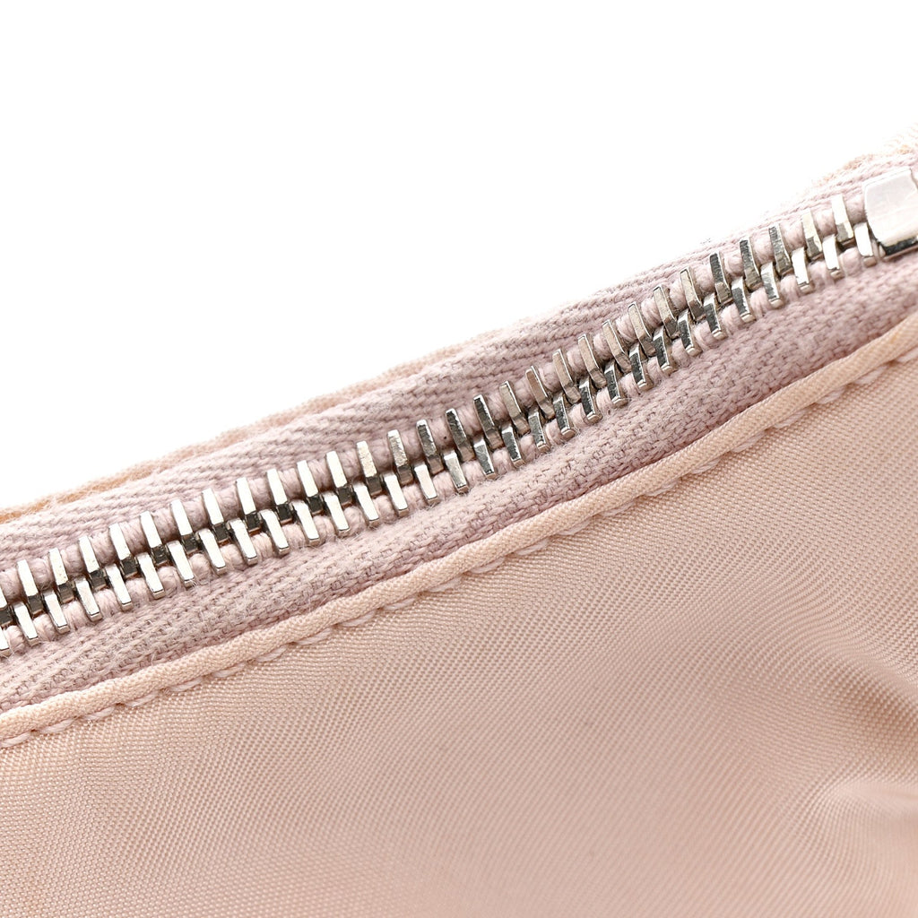 Prada Nylon Re-Edition 2005 Shoulder Bag Alabastro