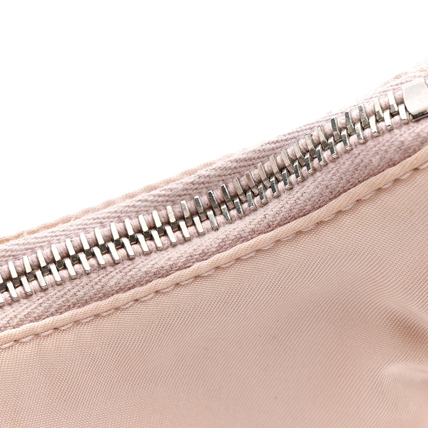 Prada Nylon Re-Edition 2005 Shoulder Bag Alabastro